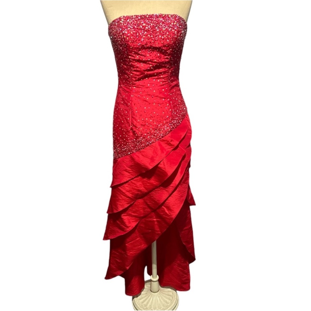 Gorgeous JOLI PROM red crystal beaded high low strapless formal dress sz 2